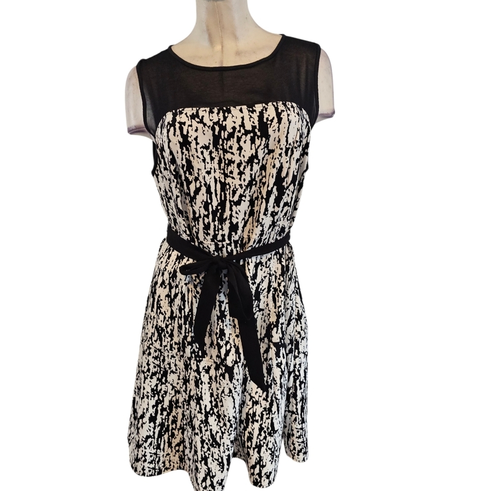 Lane Bryant Size 14 Fit Flare Dress Black Off White Abstract Print